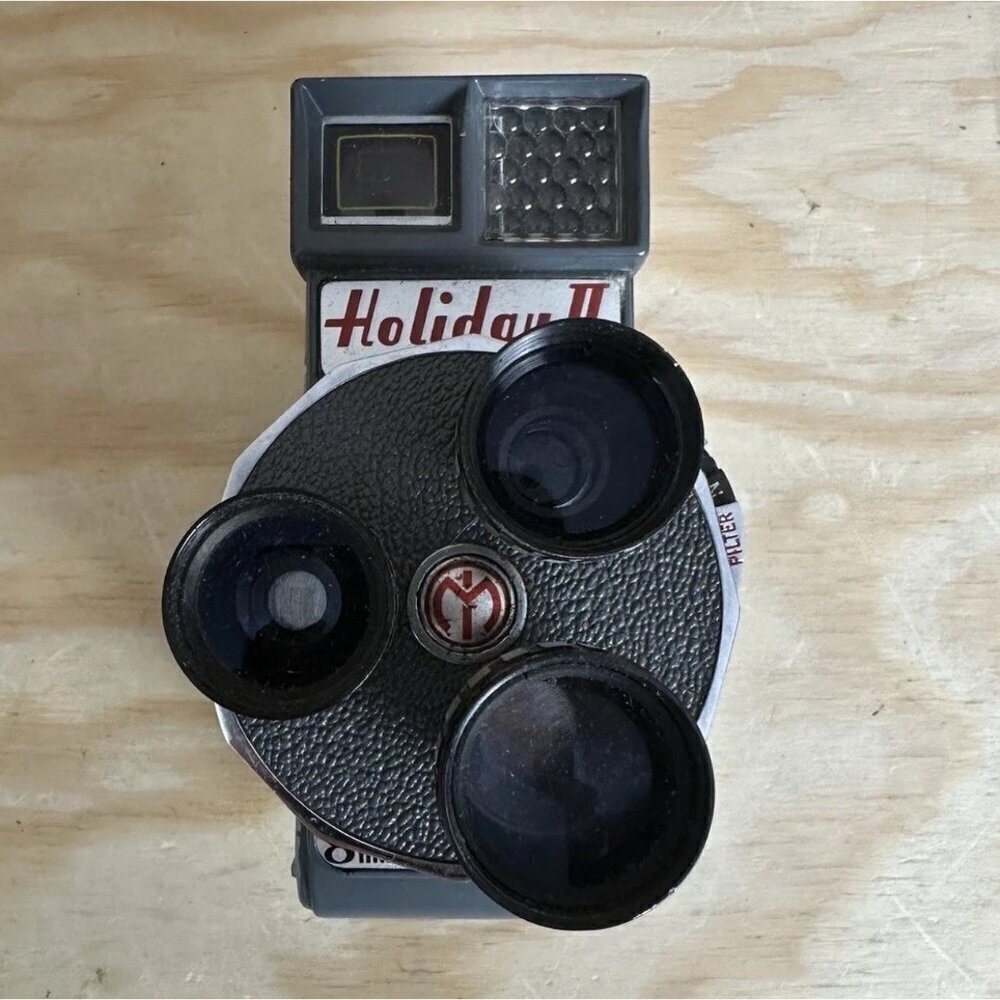 Vintage Mansfield Holiday II Movie Camera 8mm Triple Turret Lens - Untested